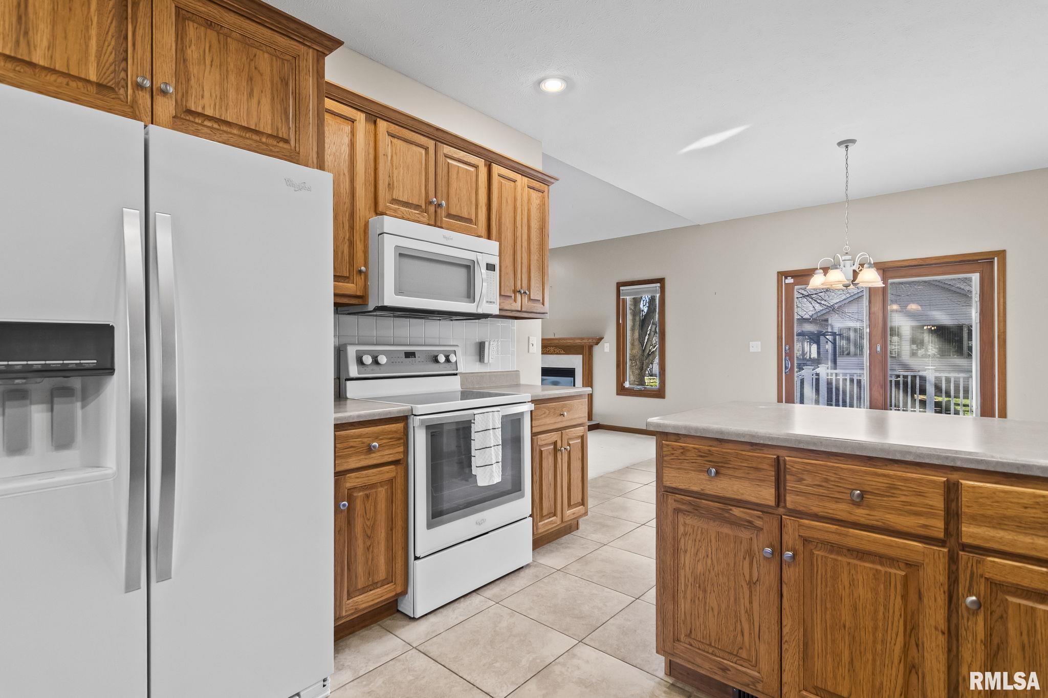 3500 Sandwood Drive Springfield, IL 62711 - Photo 17 of 38