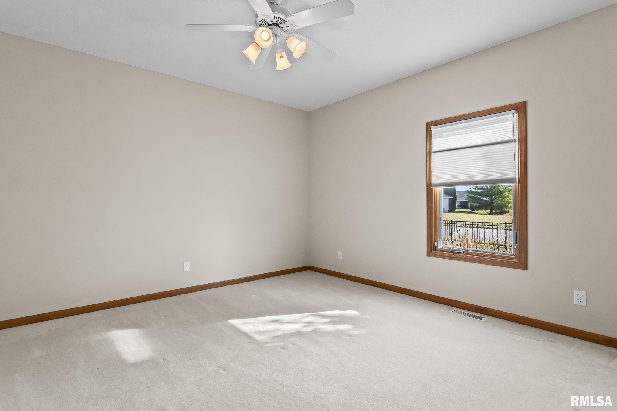 3500 Sandwood Drive Springfield, IL 62711 - Photo 28 of 38