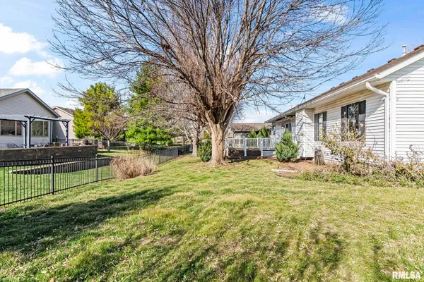 $380,000 | 3500 Sandwood Drive, Springfield, IL 62711