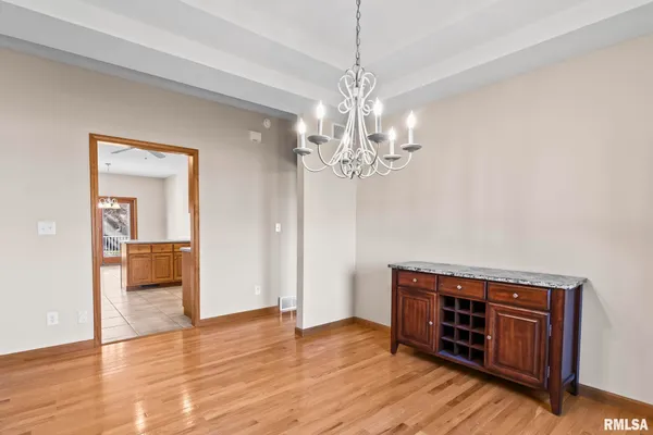 $380,000 | 3500 Sandwood Drive, Springfield, IL 62711