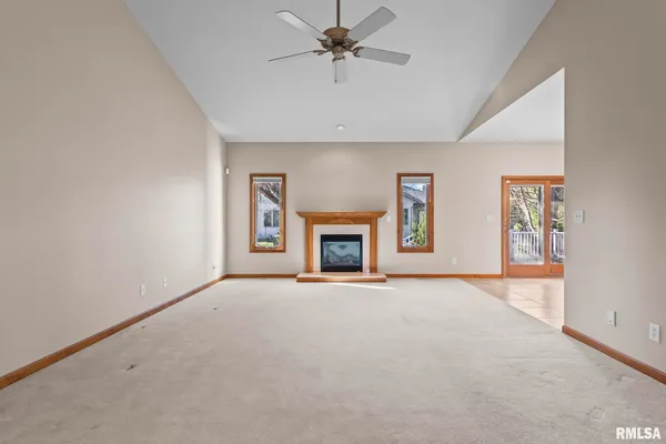 $380,000 | 3500 Sandwood Drive, Springfield, IL 62711