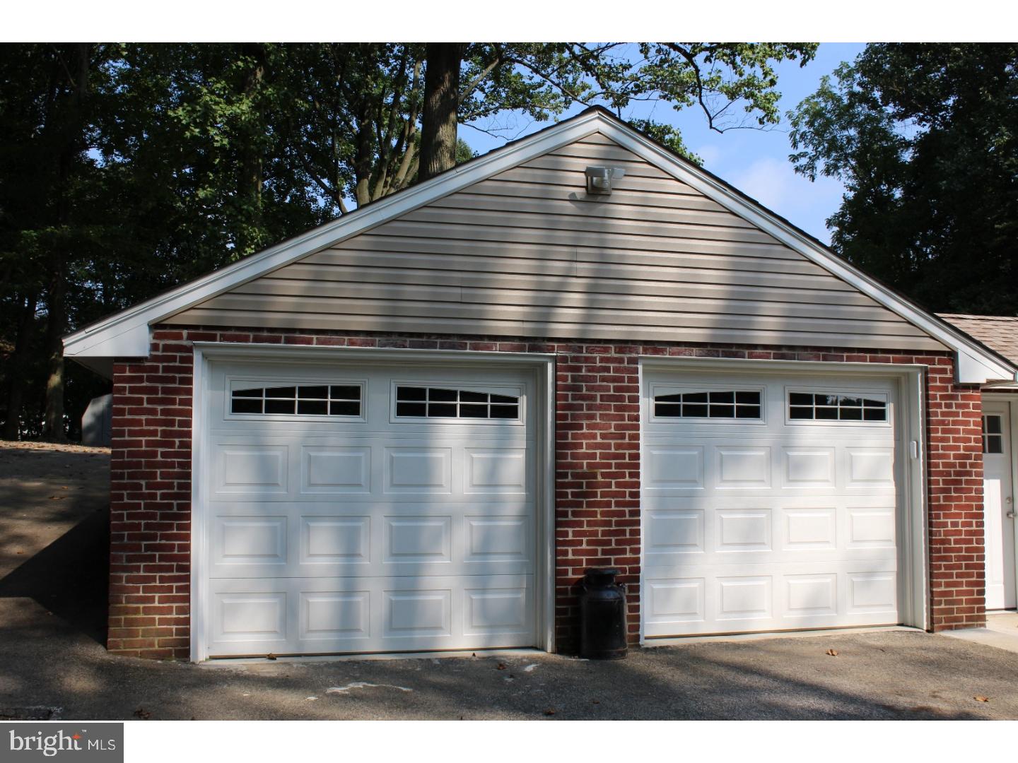 1630 Larkin Road Marcus Hook, PA 19061 - Photo 3 of 25 Gallery Image 3
