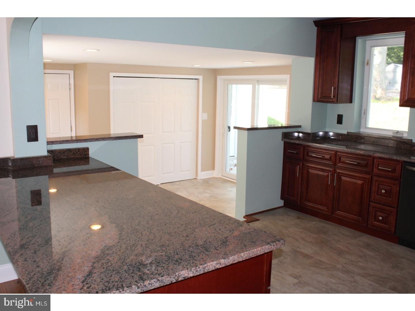1630 Larkin Road Marcus Hook, PA 19061 - Photo 9 of 25 Gallery Image 9