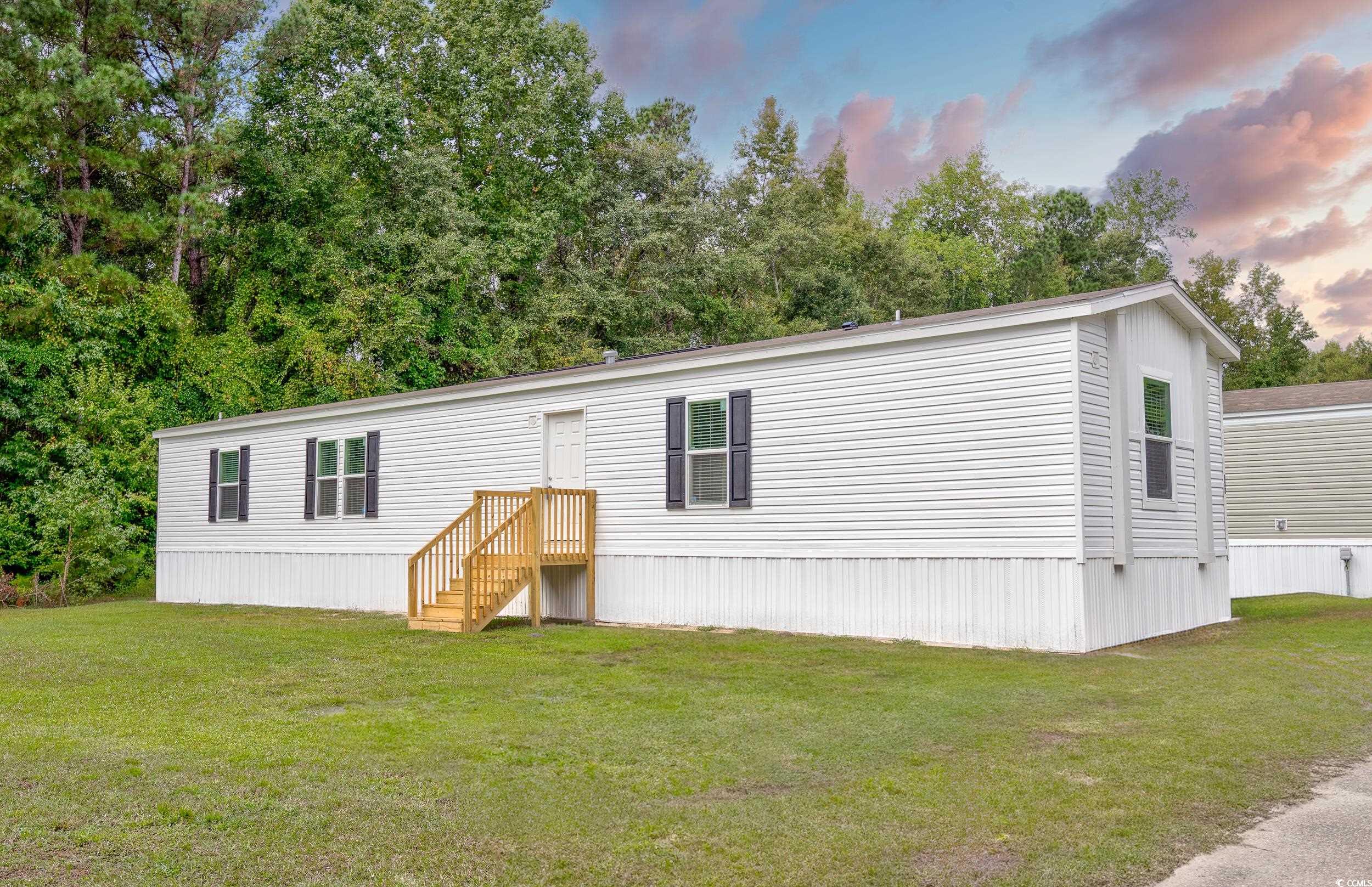 132 Lida Lane Loris, SC 29569 - Photo 1 of 26 Gallery Image 1