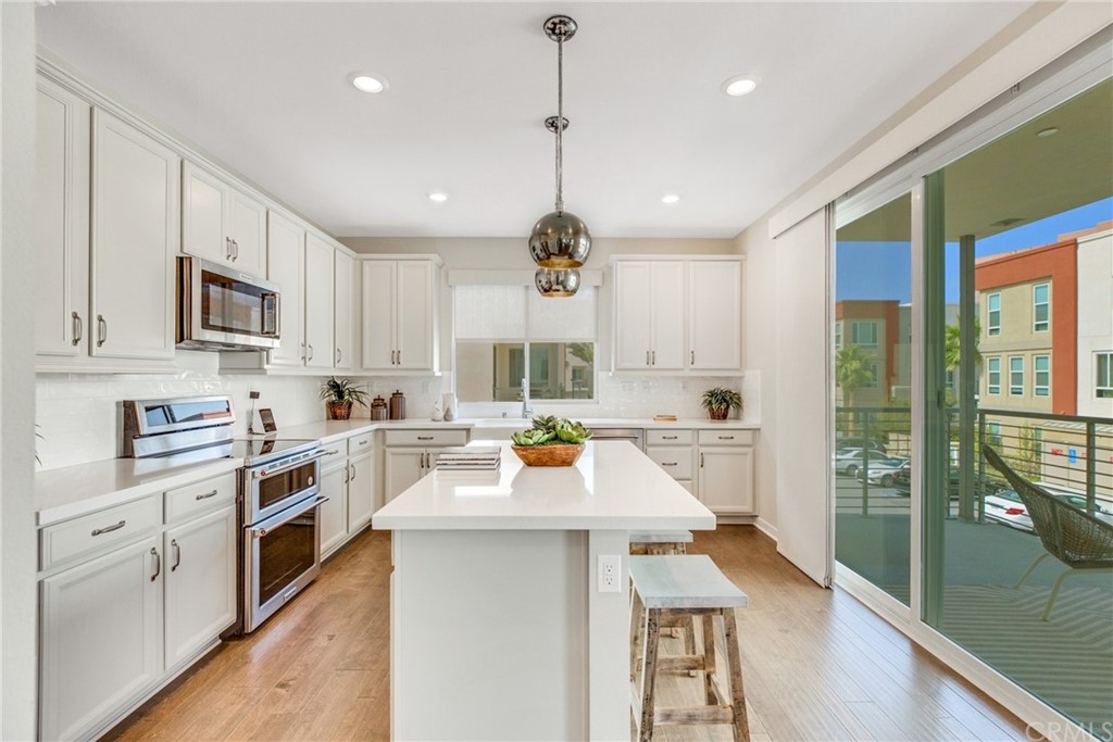 132 Citysquare Irvine, CA 92614 - Photo 16 of 60