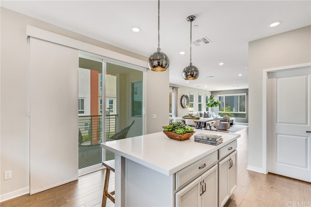 132 Citysquare Irvine, CA 92614 - Photo 20 of 60