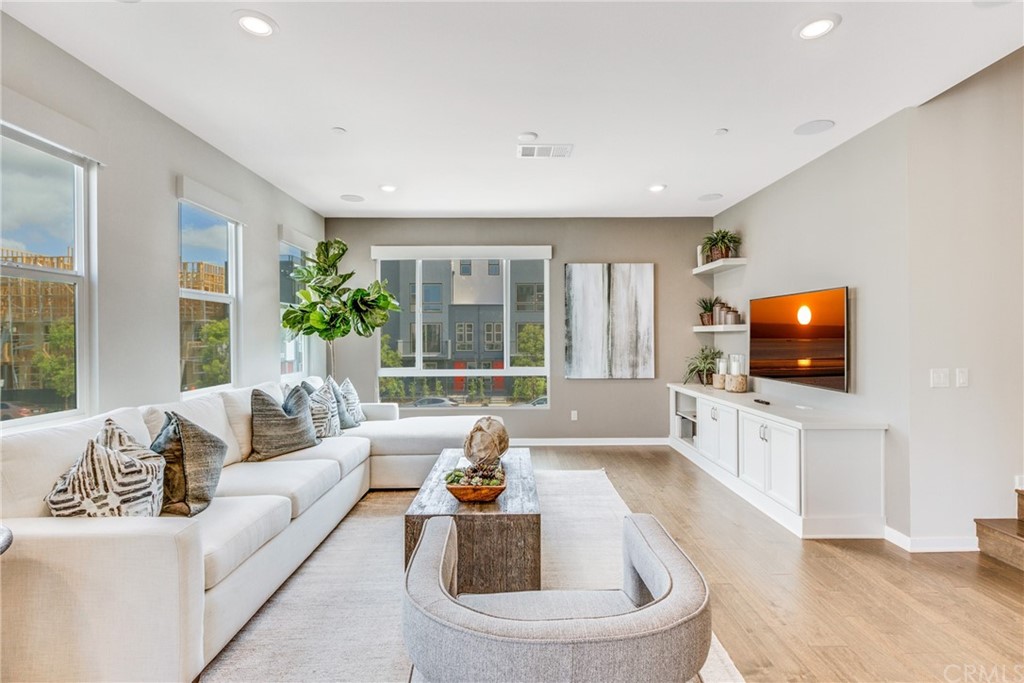 132 Citysquare Irvine, CA 92614 - Photo 29 of 60