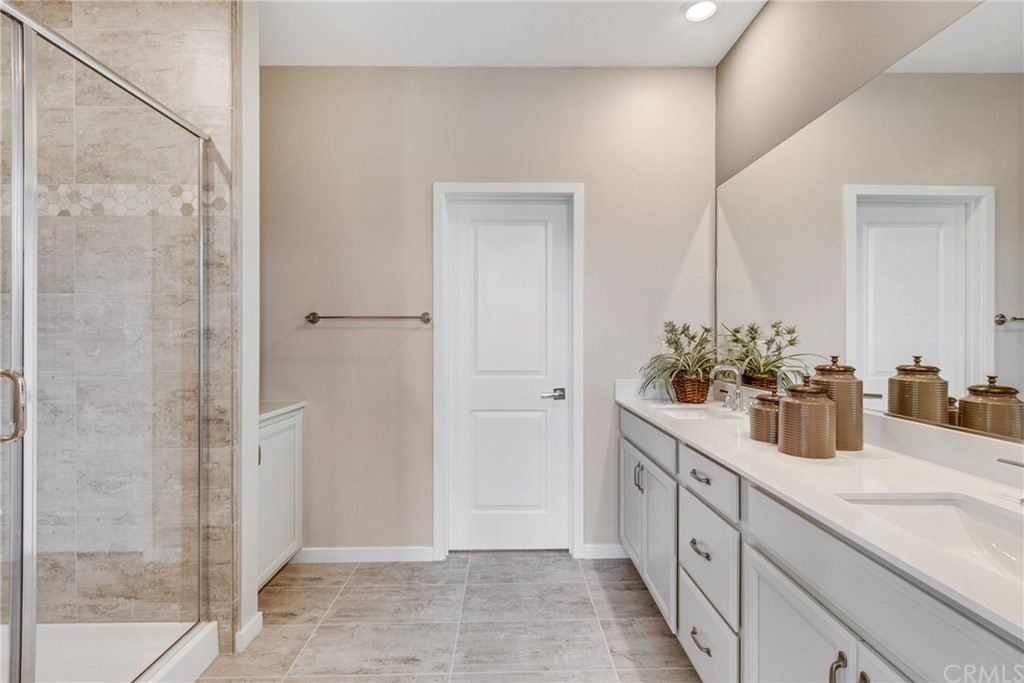 132 Citysquare Irvine, CA 92614 - Photo 48 of 60