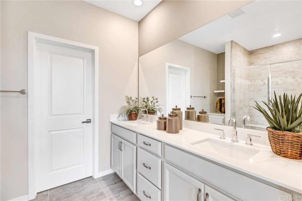 132 Citysquare Irvine, CA 92614 - Photo 49 of 60