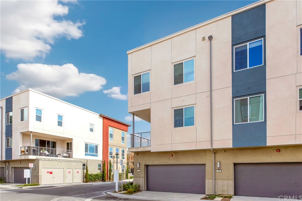 132 Citysquare Irvine, CA 92614 - Photo 52 of 60