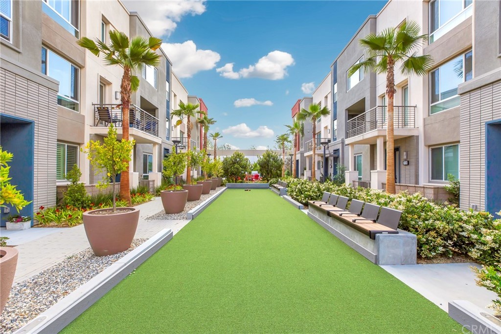 132 Citysquare Irvine, CA 92614 - Photo 54 of 60