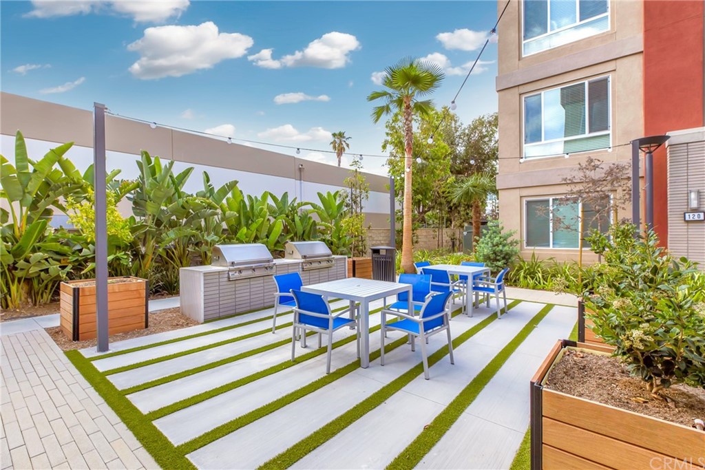 132 Citysquare Irvine, CA 92614 - Photo 56 of 60