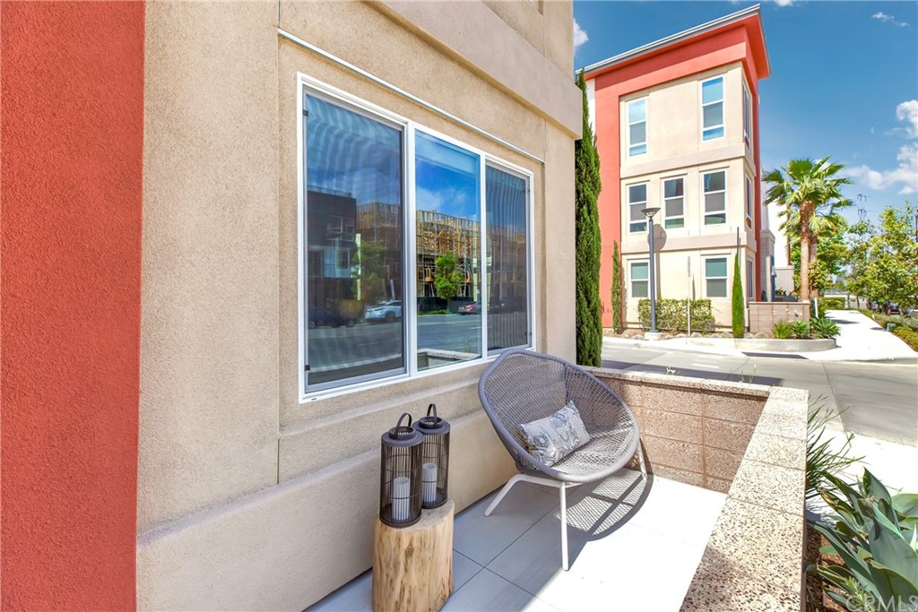 132 Citysquare Irvine, CA 92614 - Photo 6 of 60