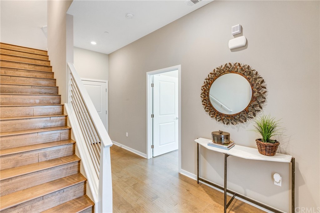 132 Citysquare Irvine, CA 92614 - Photo 9 of 60