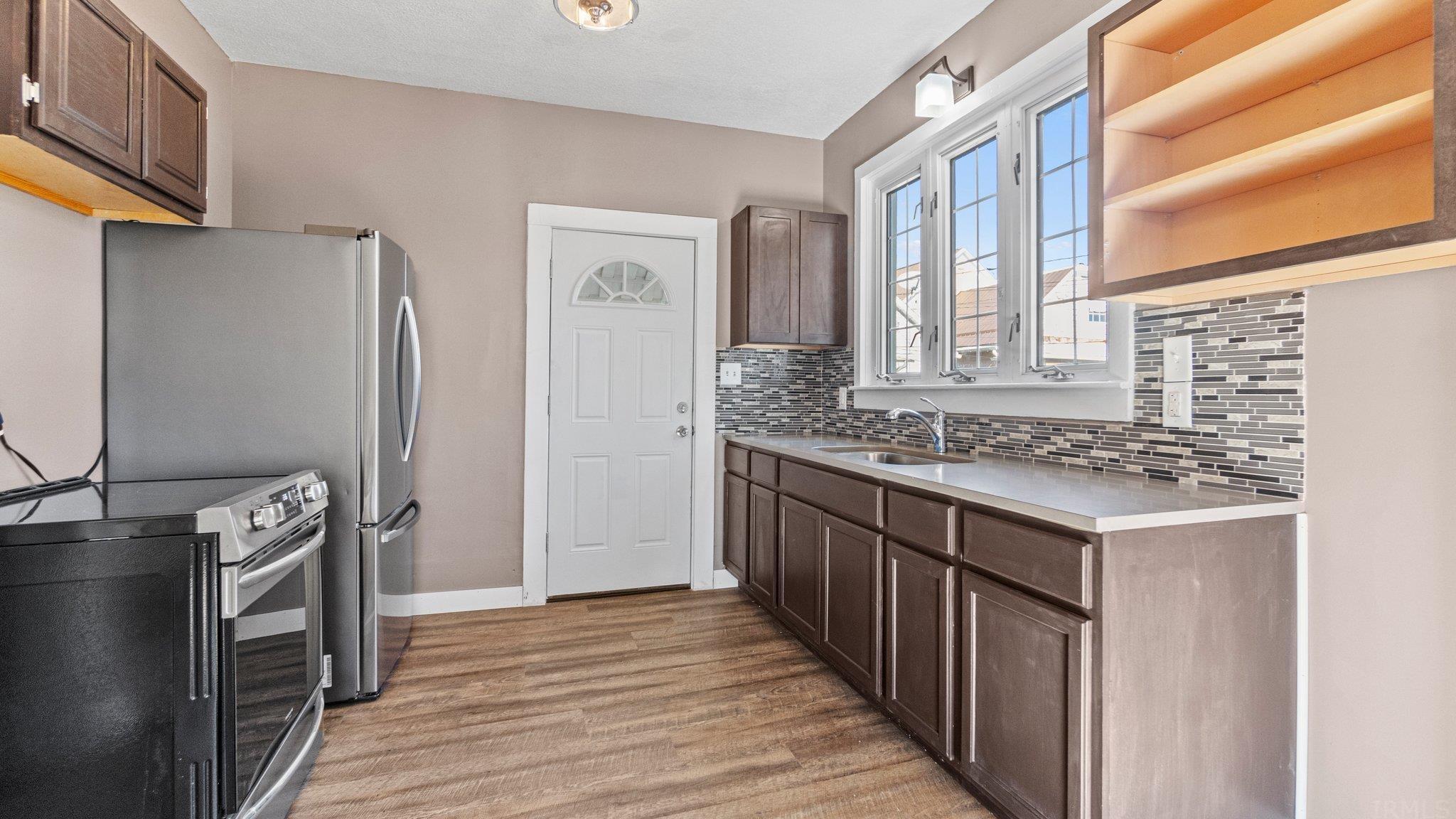 1422 Sherman Boulevard Fort Wayne, IN 46808 - Photo 12 of 36