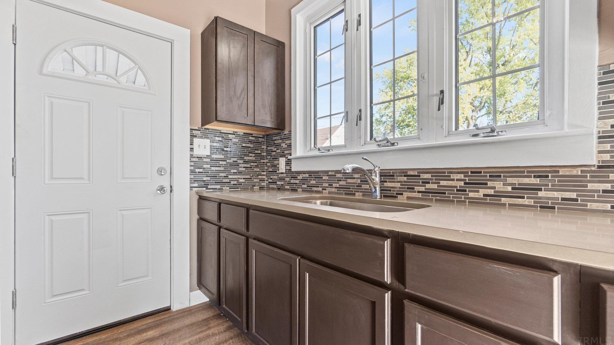 1422 Sherman Boulevard Fort Wayne, IN 46808 - Photo 13 of 36