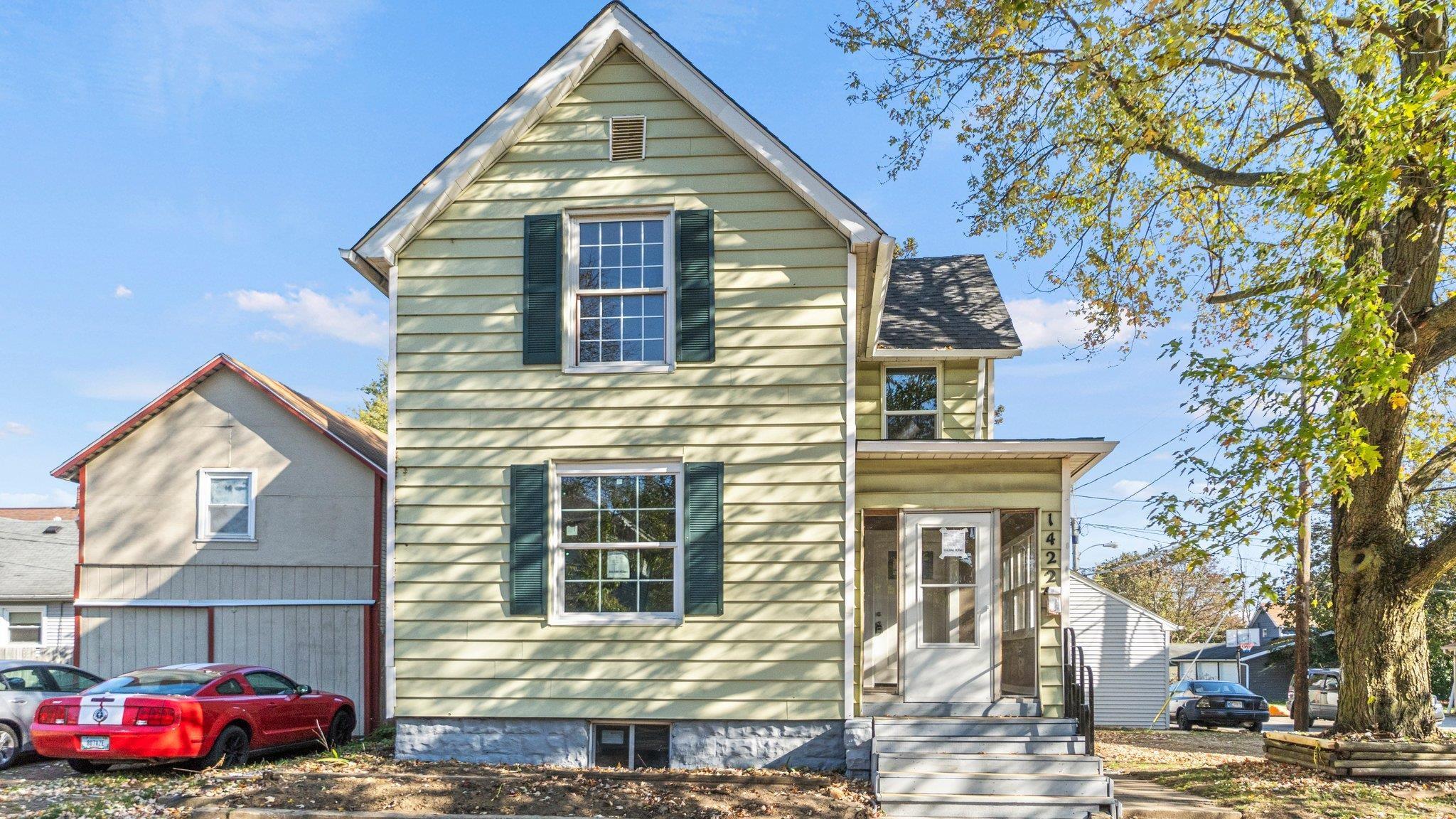 1422 Sherman Boulevard Fort Wayne, IN 46808 - Photo 3 of 36