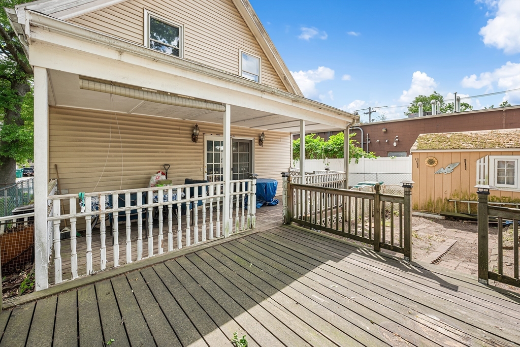 8 Myrtle Street Lynn, MA 01905 - Photo 32 of 36