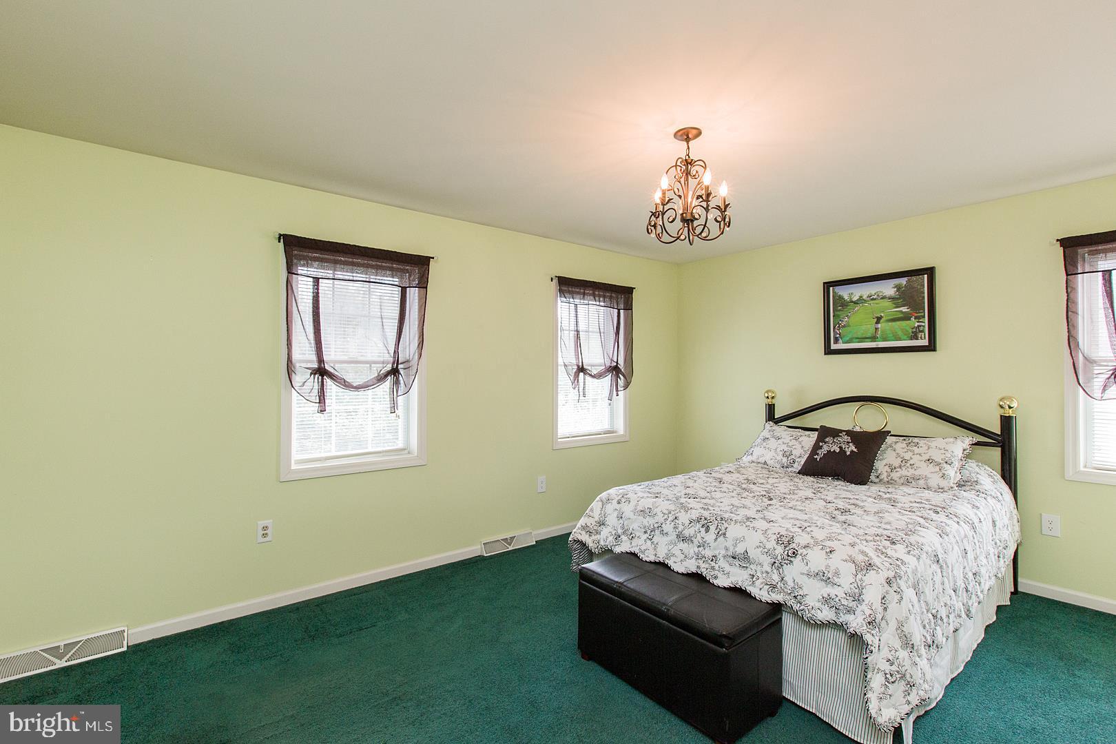 242 Browning Road Lancaster, PA 17602 - Photo 36 of 63 Gallery Image 36