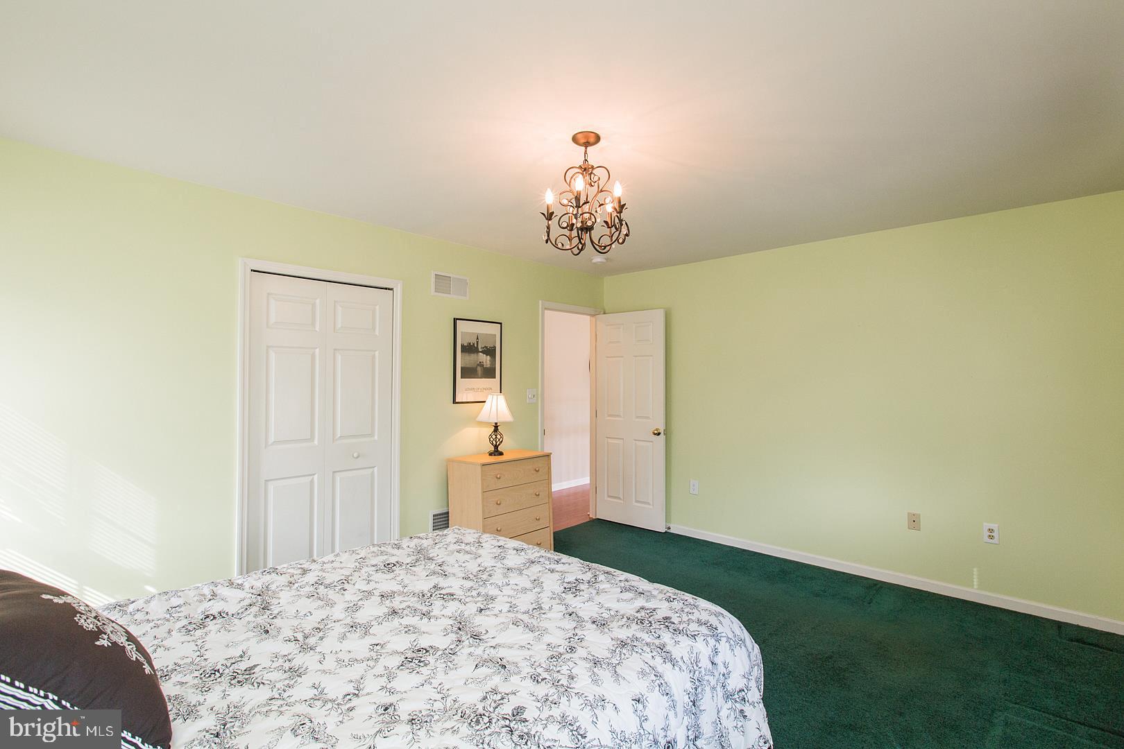 242 Browning Road Lancaster, PA 17602 - Photo 38 of 63 Gallery Image 38