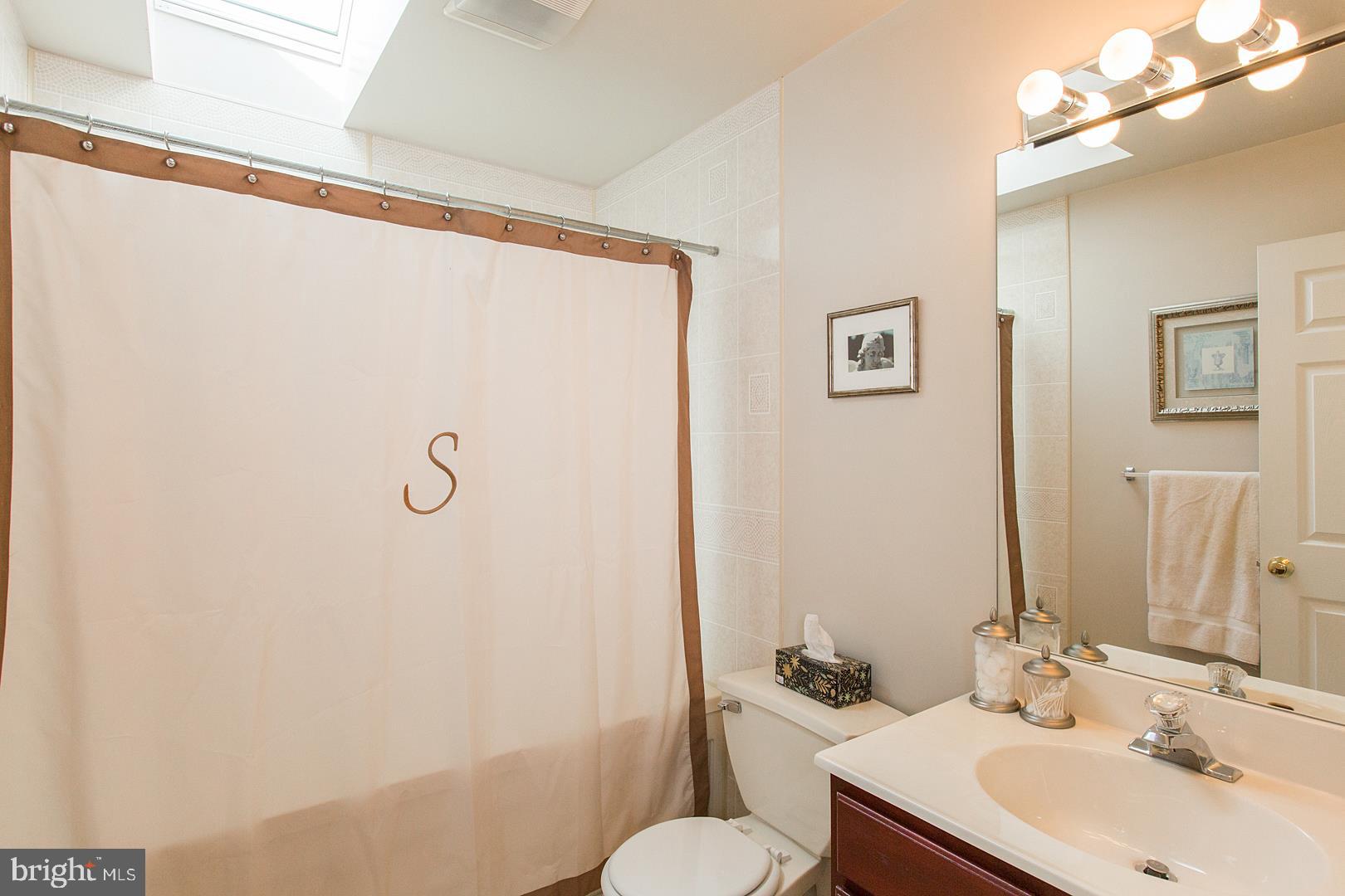 242 Browning Road Lancaster, PA 17602 - Photo 42 of 63 Gallery Image 42