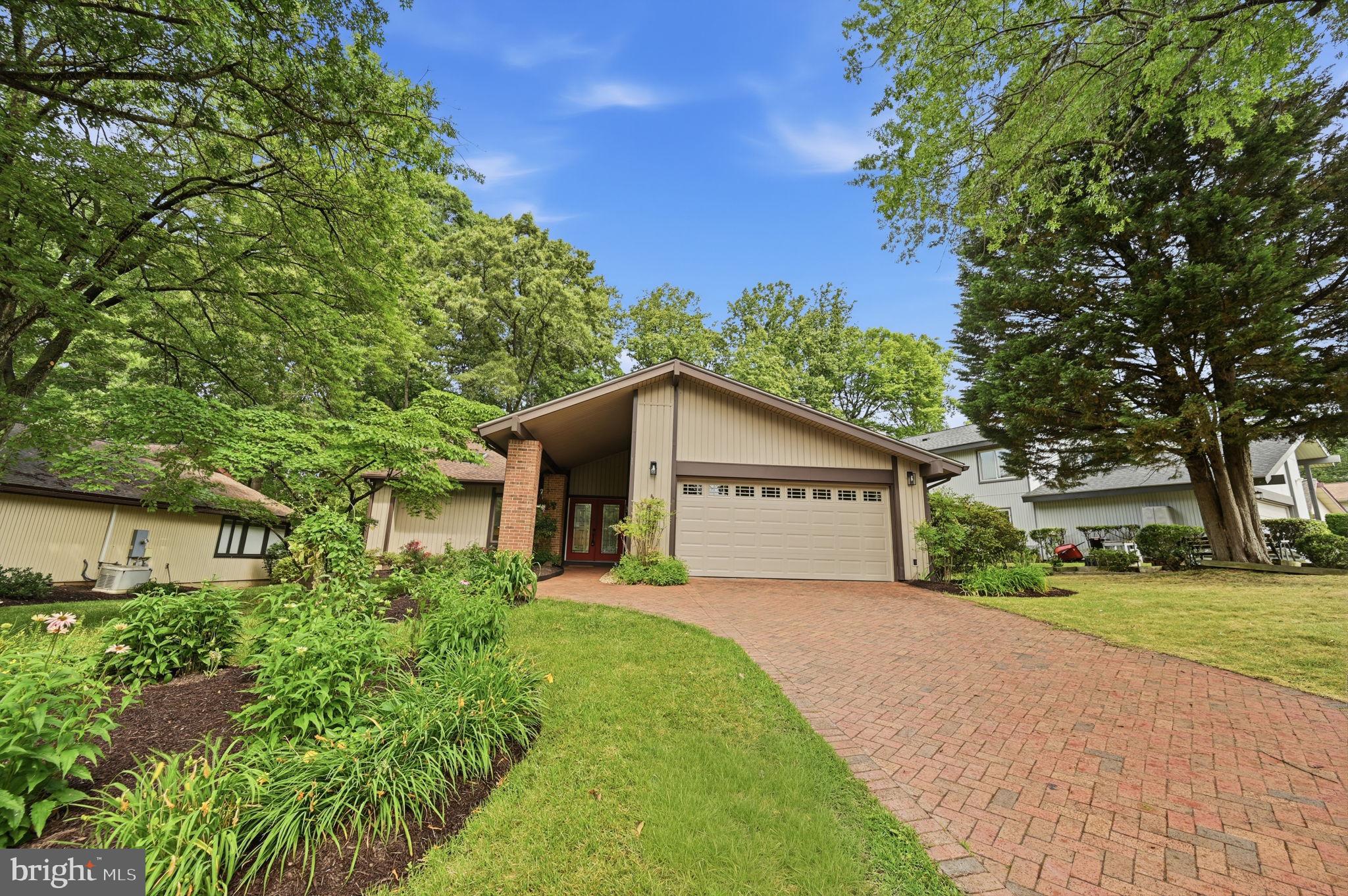 7612 Chancellor Way Springfield, VA 22153 - Photo 2 of 58