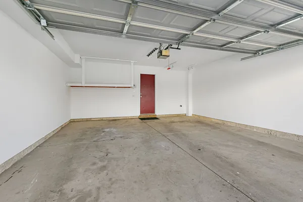 $2,200 | 614 Littleton Trail, Elgin, IL 60120