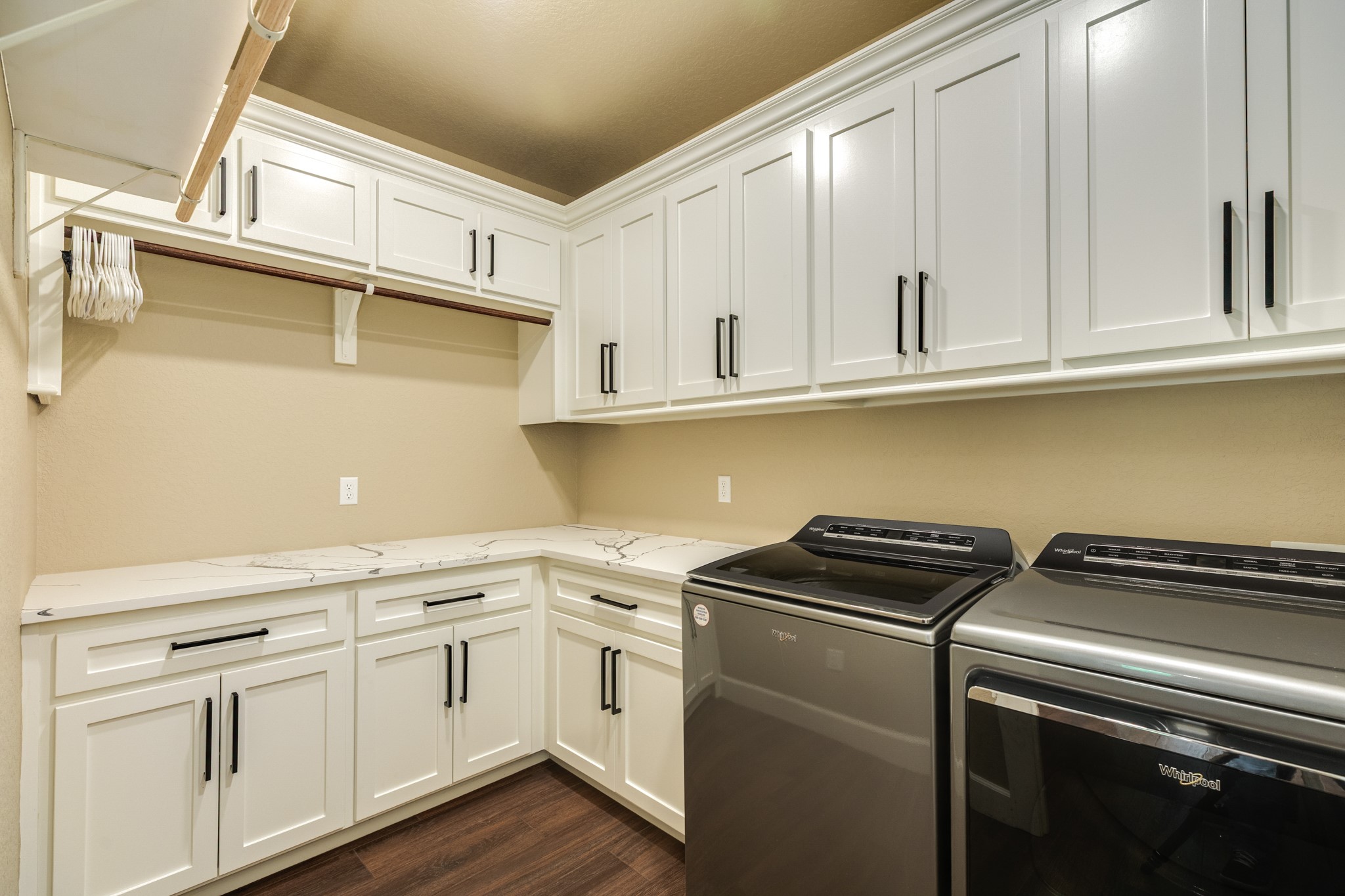 838 Oak Ridge Drive Angleton, TX 77515 - Photo 34 of 45