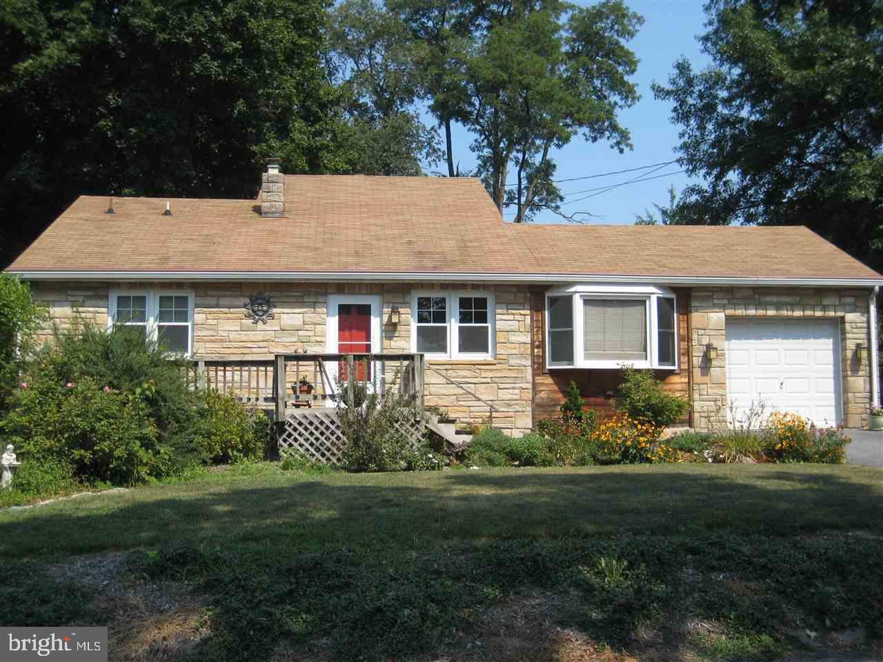 4 East Springville Road Boiling Springs, PA 17007 - Photo 1 of 28 Gallery Image 1