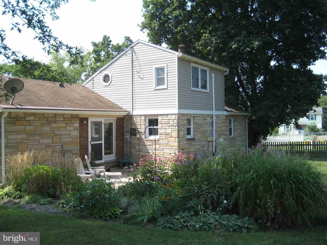4 East Springville Road Boiling Springs, PA 17007 - Photo 2 of 28 Gallery Image 2
