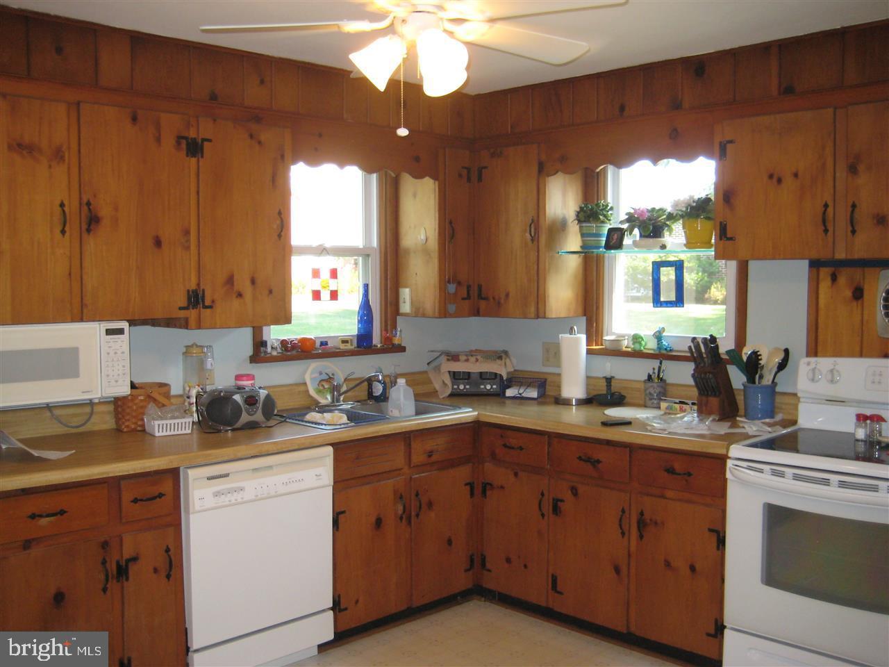 4 East Springville Road Boiling Springs, PA 17007 - Photo 11 of 28 Gallery Image 11