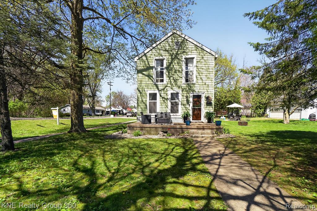 622 Factory Street Howell, MI 48843 - Photo 6 of 41 Gallery Image 6