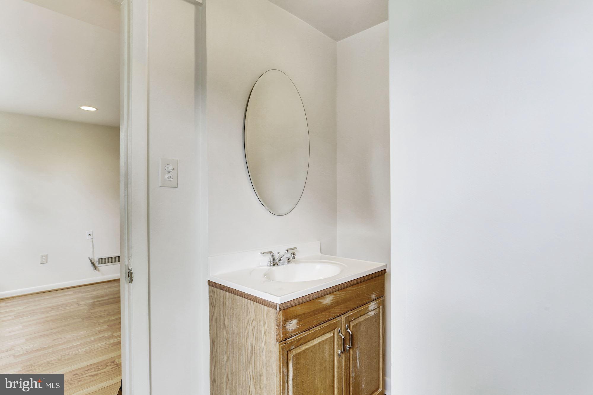 1211 Keithmont Road Baltimore, MD 21228 - Photo 16 of 23 Full Bath