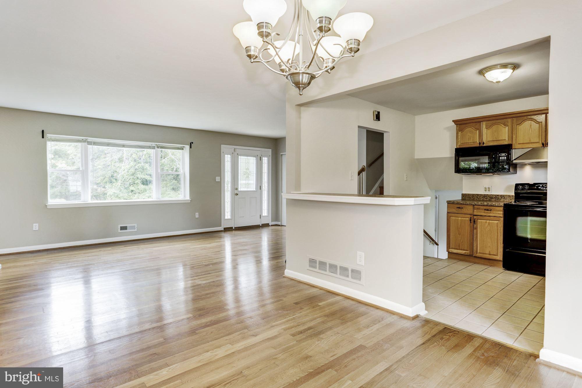 1211 Keithmont Road Baltimore, MD 21228 - Photo 3 of 23 Living Room | Dining Room