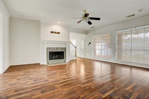 $410,000 | 1103 Glendale Drive, Sugar Land, TX 77479