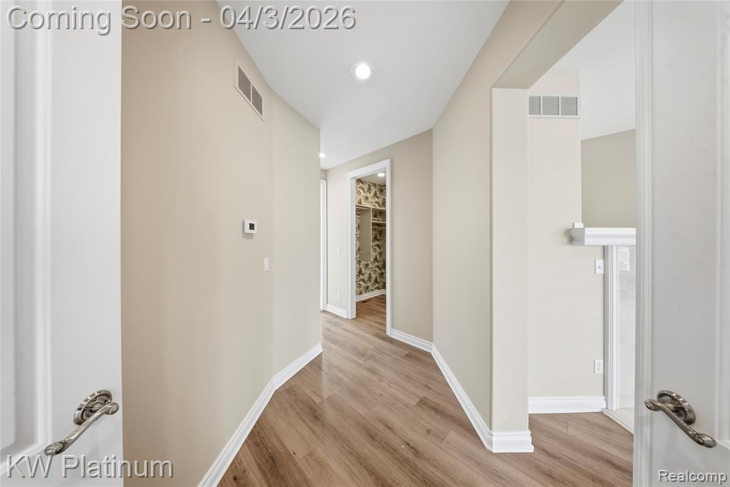 48877 Point Lakeview Street Chesterfield, MI 48047 - Photo 11 of 73
