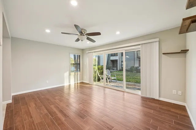 $105,000 | 12900 Walden Road, Unit 815H, Montgomery, TX 77356