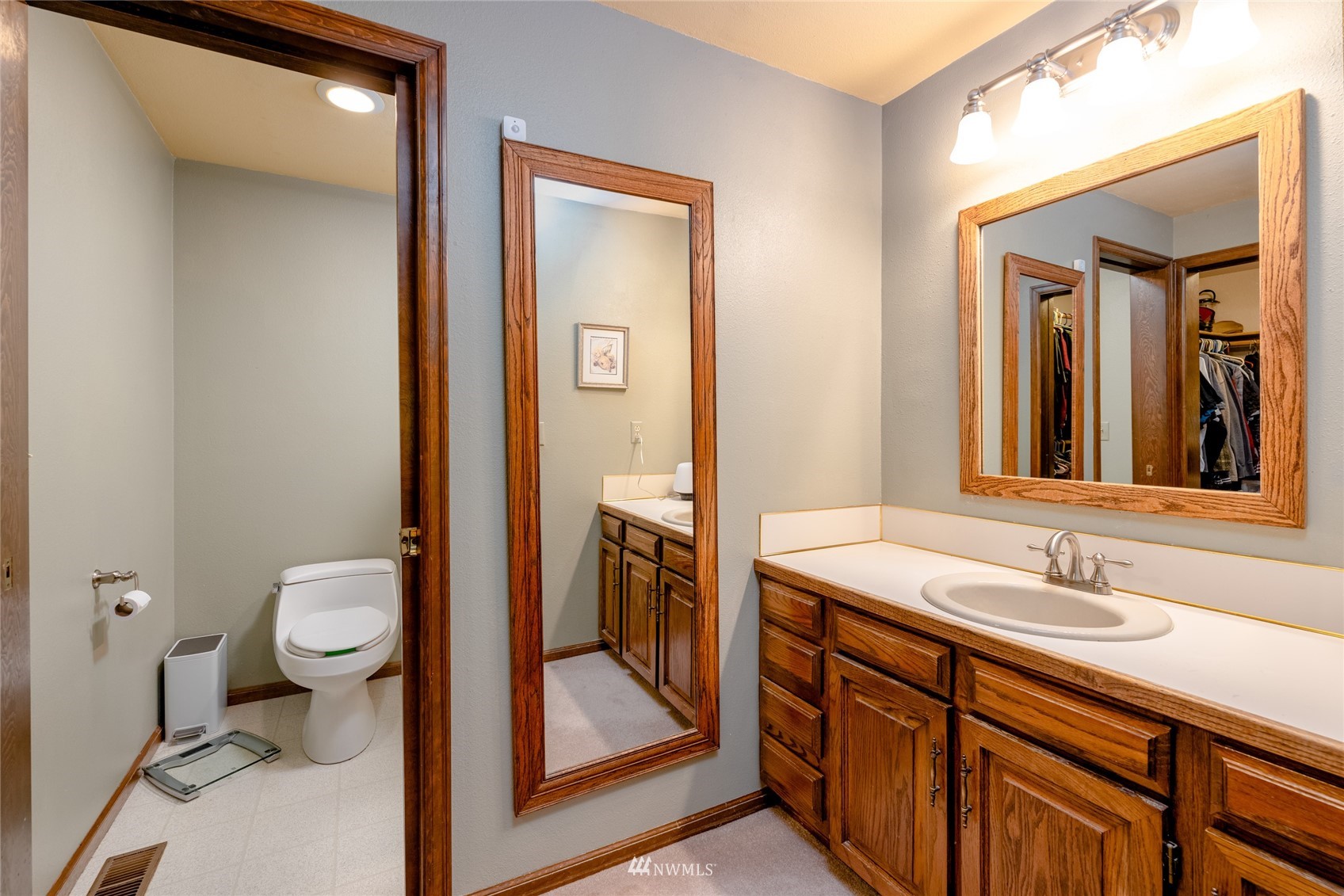 6927 Foothill Loop Southwest Olympia, WA 98512 - Photo 26 of 40 Gallery Image 26