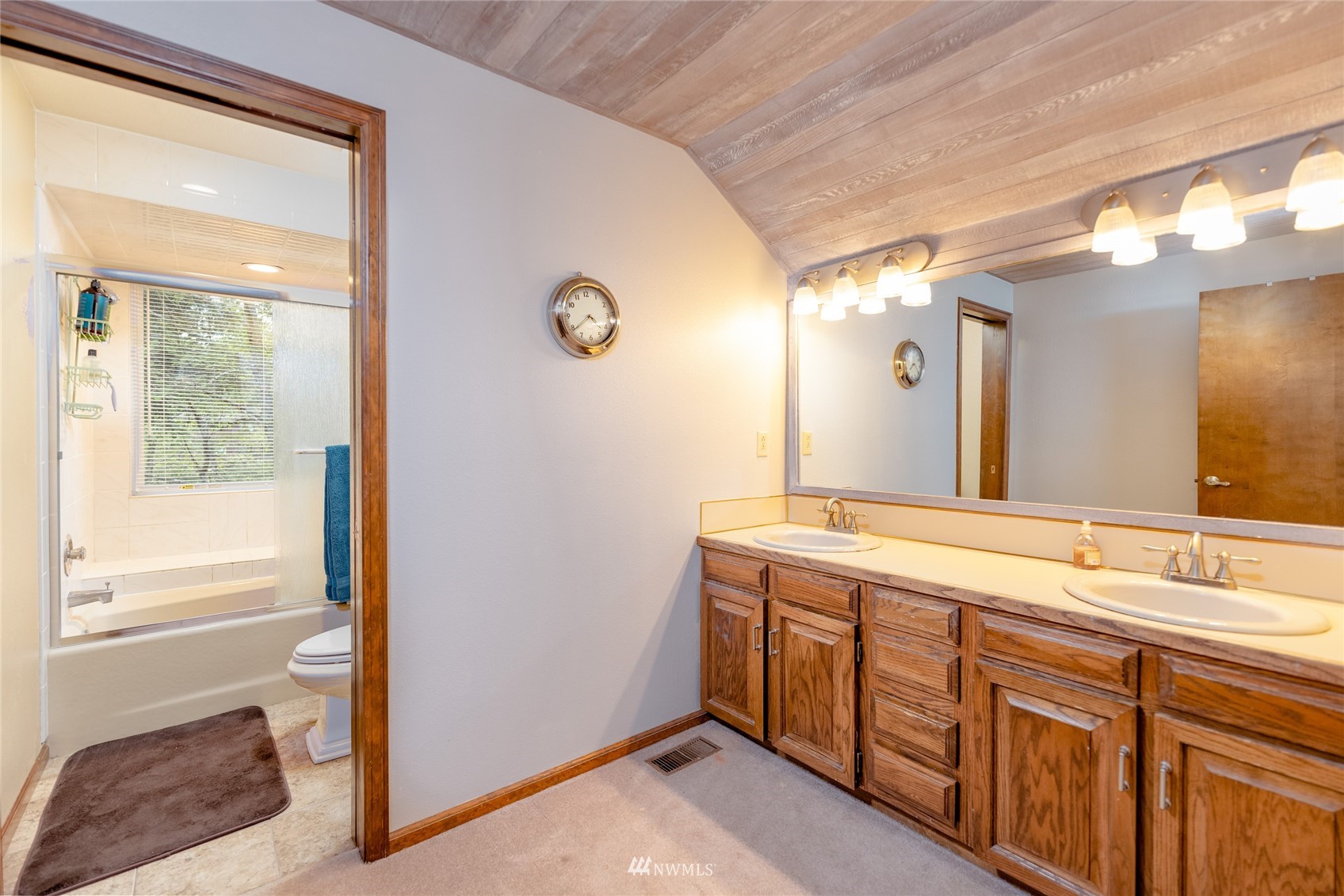 6927 Foothill Loop Southwest Olympia, WA 98512 - Photo 29 of 40 Gallery Image 29