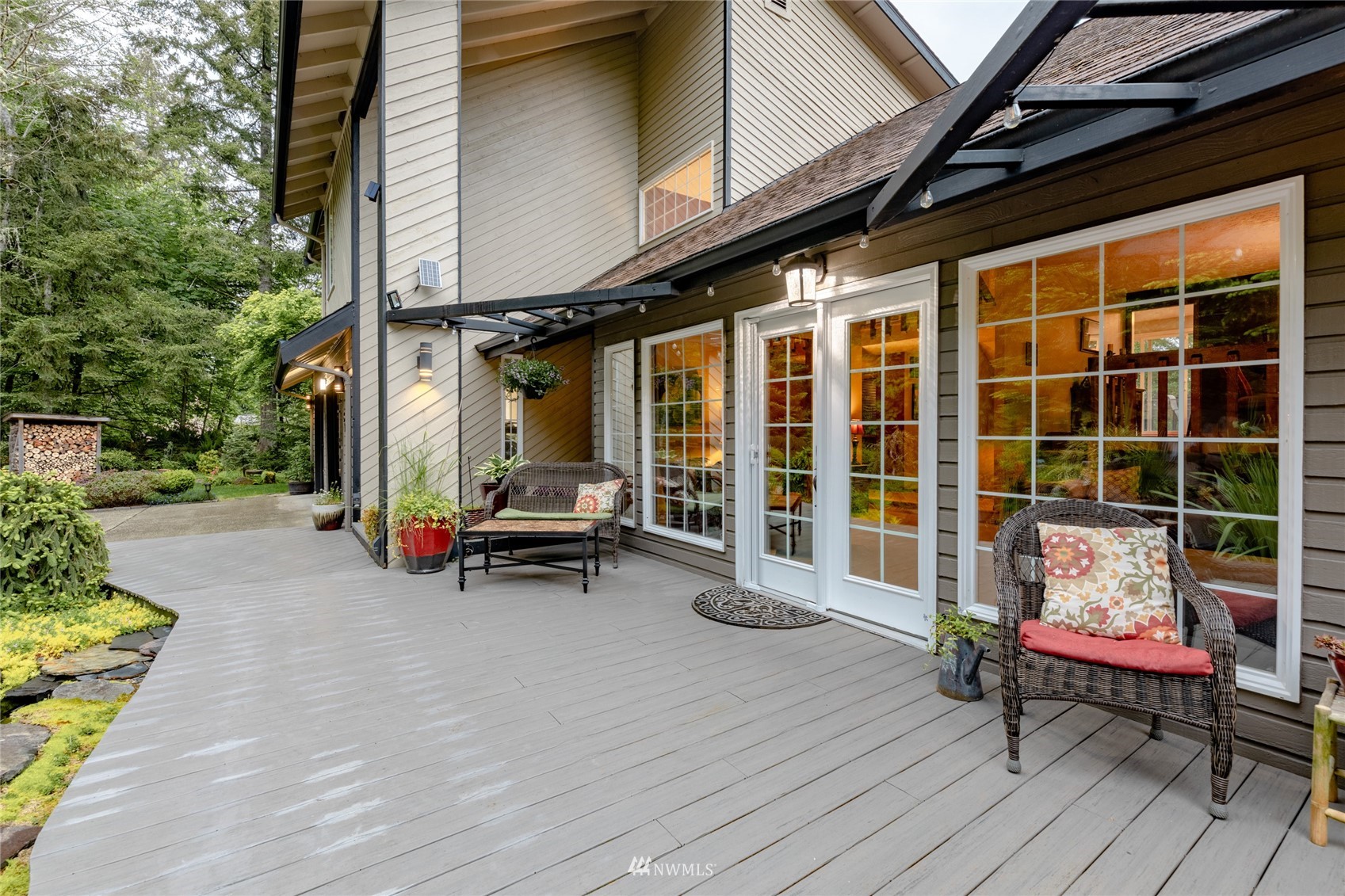 6927 Foothill Loop Southwest Olympia, WA 98512 - Photo 5 of 40 Gallery Image 5