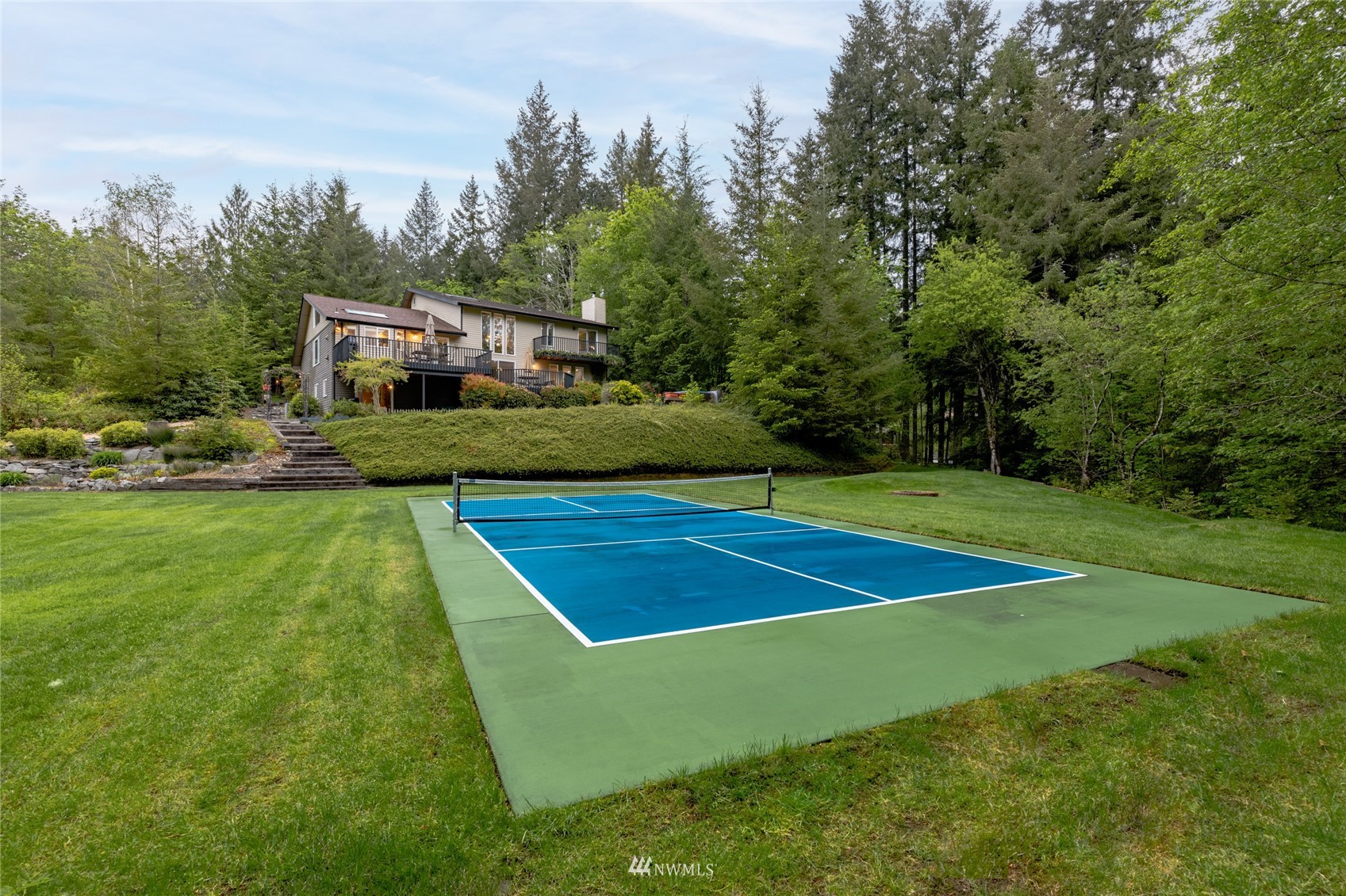 6927 Foothill Loop Southwest Olympia, WA 98512 - Photo 6 of 40 Gallery Image 6