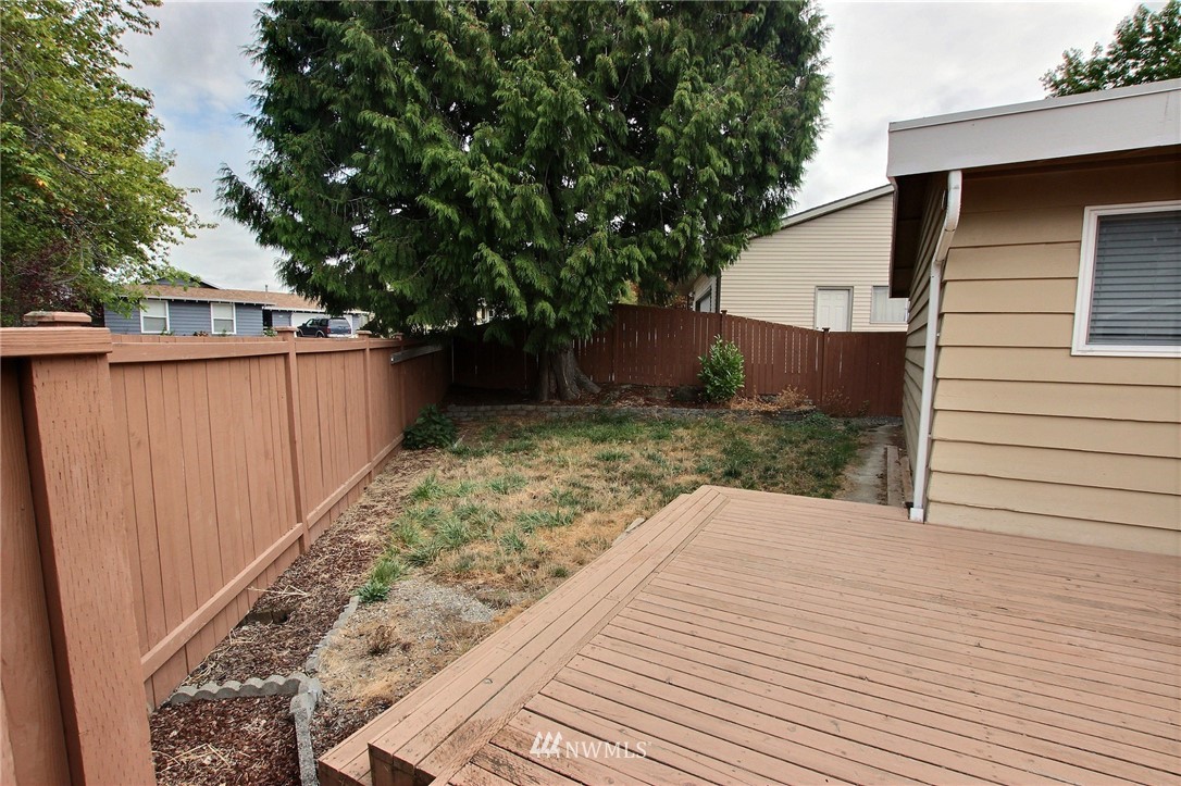 610 South 26th Court Renton, WA 98055 - Photo 15 of 15