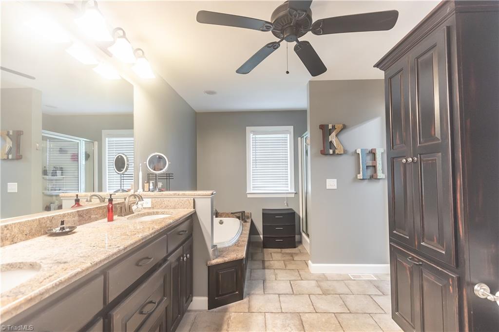 687 Red Brush Road Mount Airy, NC 27030 - Photo 8 of 30 Gallery Image 8