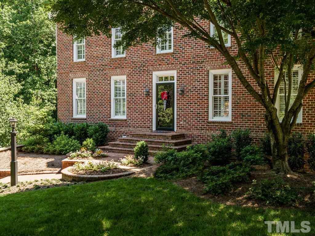 1424 Dogwood Lane Raleigh, NC 27607 - Photo 2 of 30