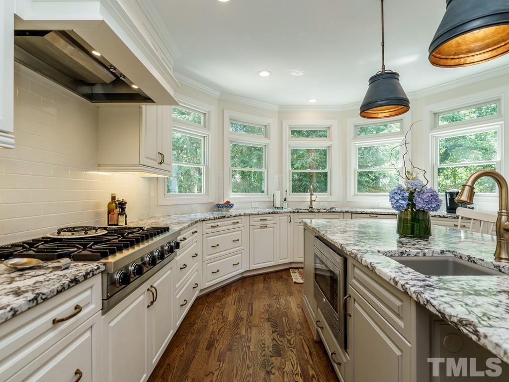 1424 Dogwood Lane Raleigh, NC 27607 - Photo 12 of 30