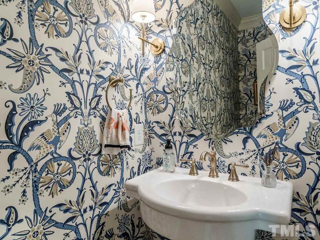 1424 Dogwood Lane Raleigh, NC 27607 - Photo 13 of 30