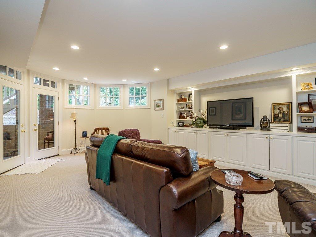 1424 Dogwood Lane Raleigh, NC 27607 - Photo 24 of 30