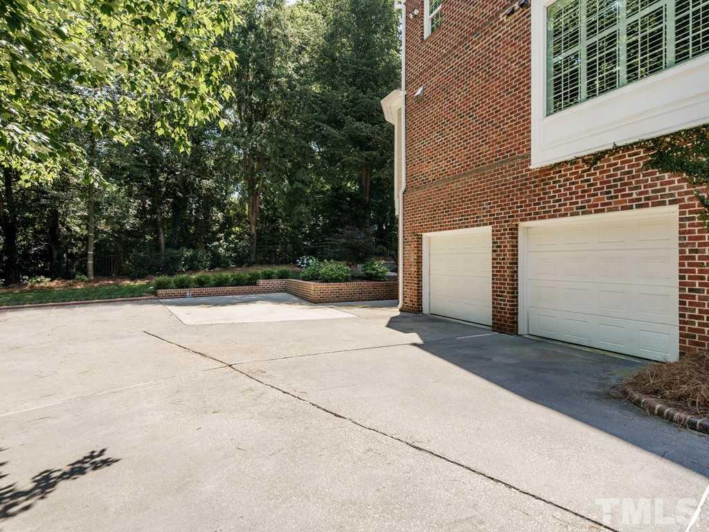 1424 Dogwood Lane Raleigh, NC 27607 - Photo 27 of 30