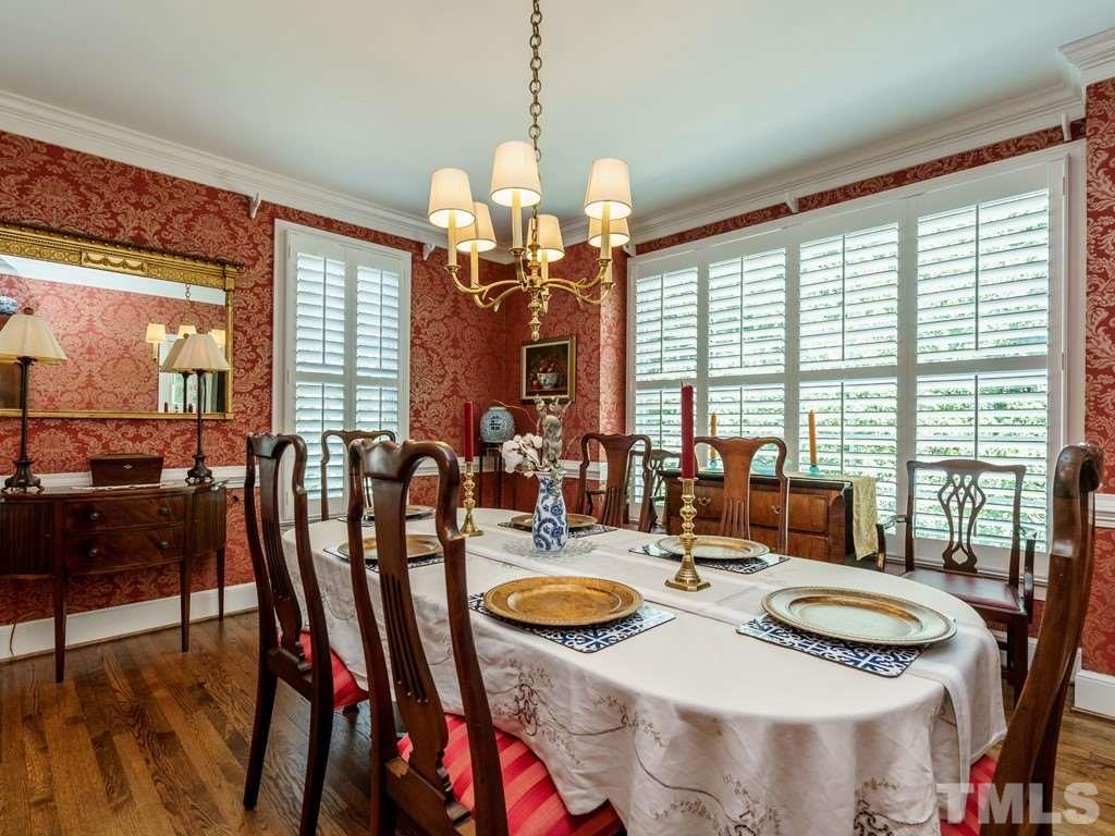 1424 Dogwood Lane Raleigh, NC 27607 - Photo 4 of 30