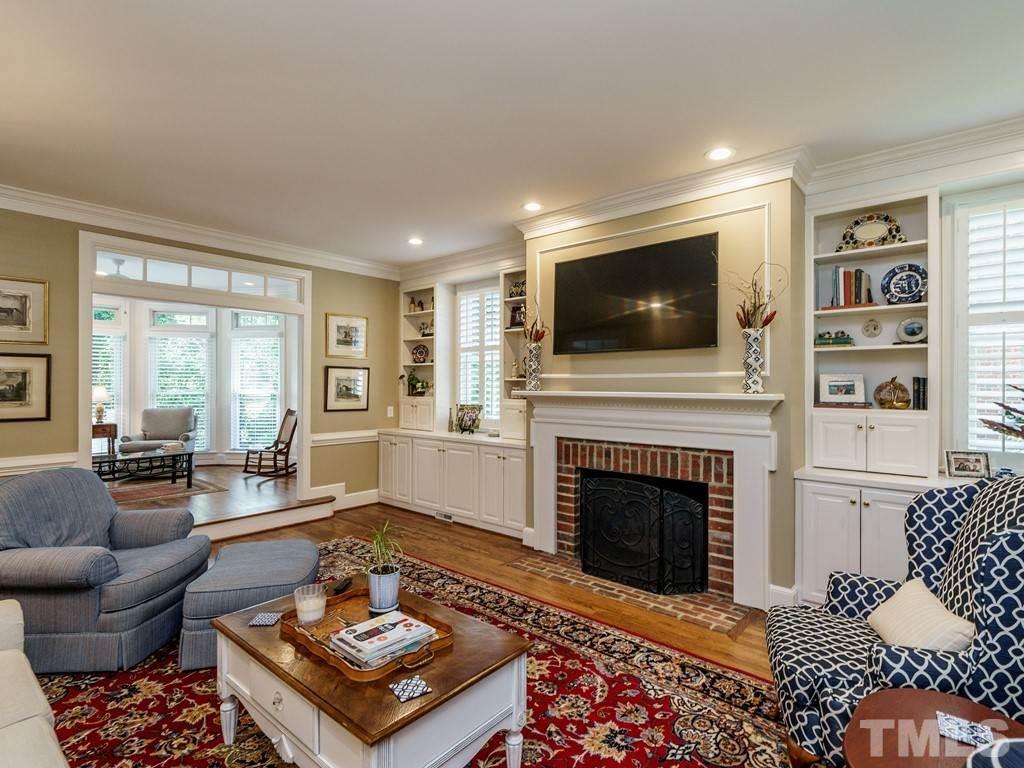 1424 Dogwood Lane Raleigh, NC 27607 - Photo 5 of 30